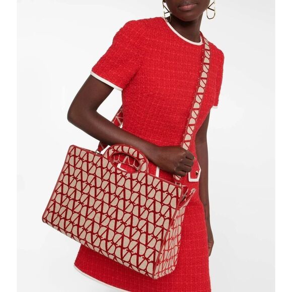 Valentino Garavani Le Troisième shopping bag Tote Toile Iconographe Red - Picture 5 of 8
